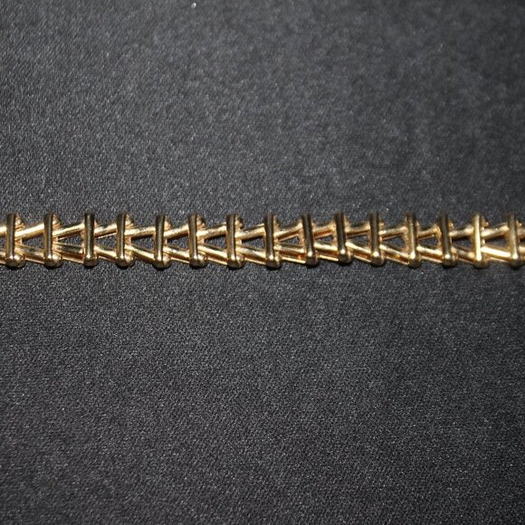 Vintage Gold Monet Chain Necklace - Picture 8 of 11